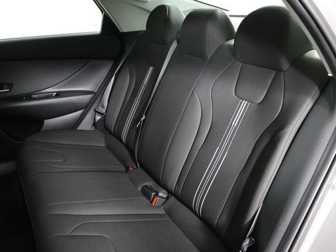 Used 2023 Hyundai Elantra SEL w/ Convenience Package image 27