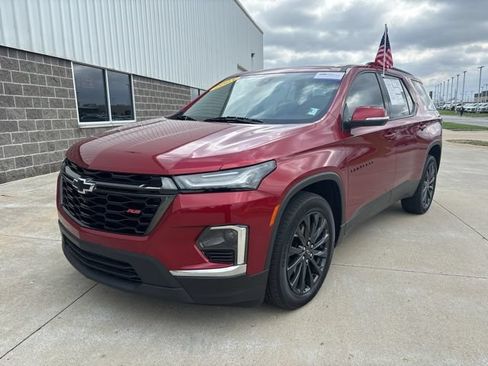 Used 2023 Chevrolet Traverse RS w/ LPO, Floor Liner Package AWD/4WD image 5