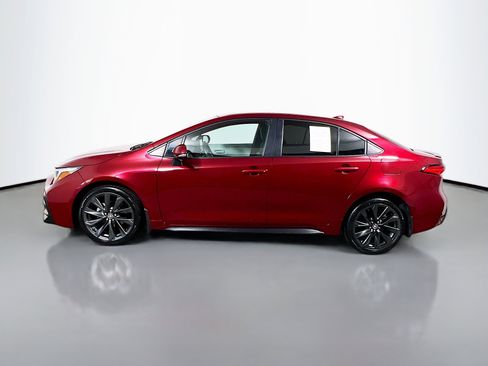 Used 2023 Toyota Corolla SE image 9