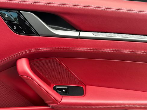 Used 2021 Porsche 911 Carrera S image 19