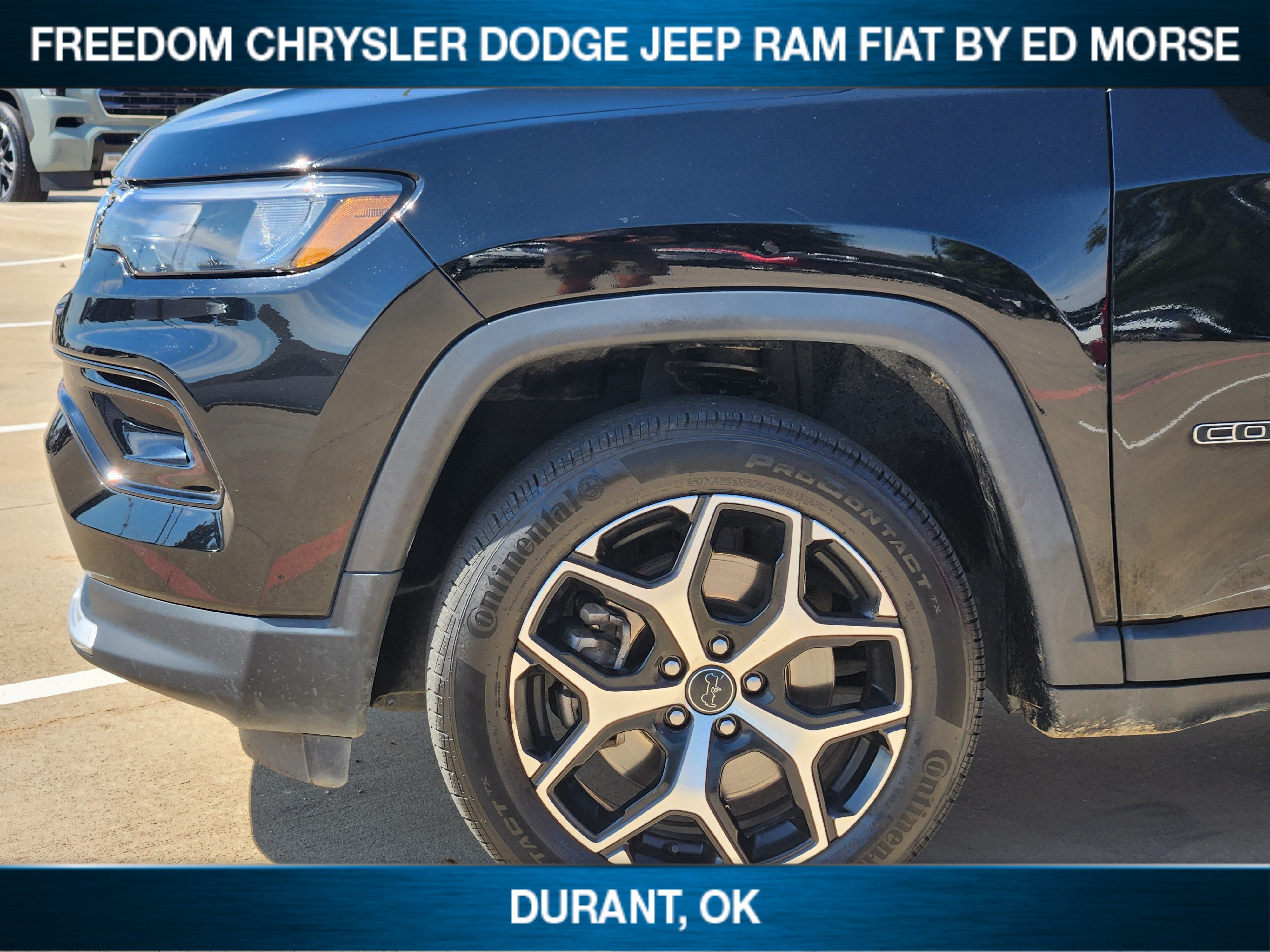 Used 2025 Jeep Compass Limited AWD/4WD image 6