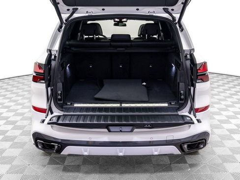 New 2026 BMW X5 xDrive50e w/ Executive Package image 36