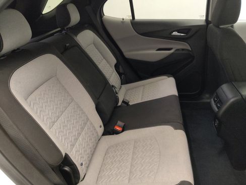 Used 2022 Chevrolet Equinox LT FWD image 19