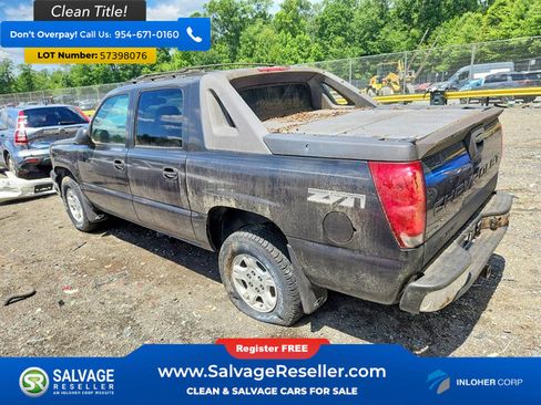Used 2005 Chevrolet Avalanche Z71 w/ Preferred Equipment Group AWD/4WD image 3
