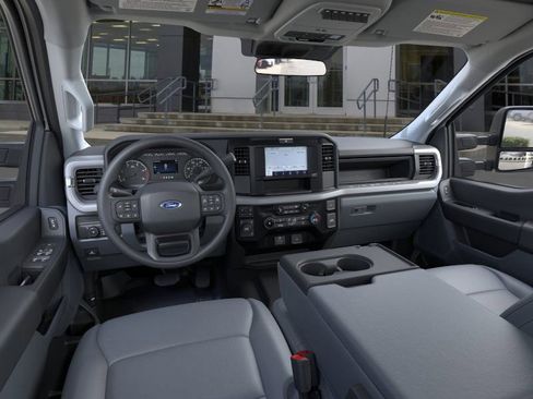 New 2026 Ford F350 XL w/ XL Chrome Package image 9