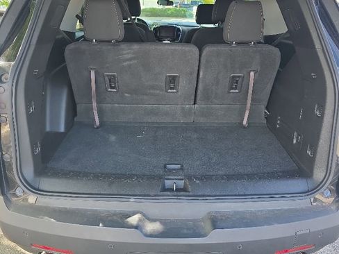 Used 2019 Chevrolet Traverse LT AWD/4WD image 8