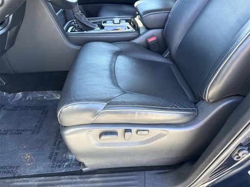 Used 2024 INFINITI QX80 Luxe image 11