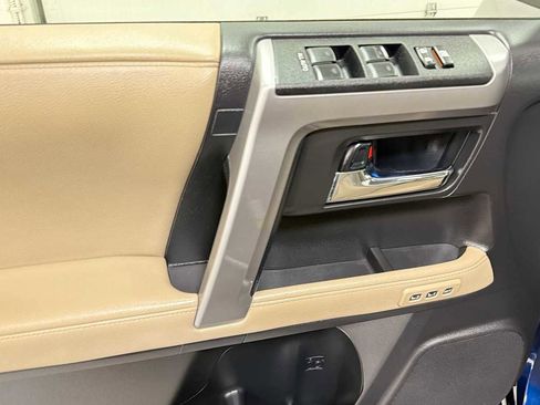 Certified 2022 Toyota 4Runner Limited AWD/4WD image 15