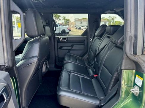 Used 2025 Ford Bronco Outer Banks AWD/4WD image 8