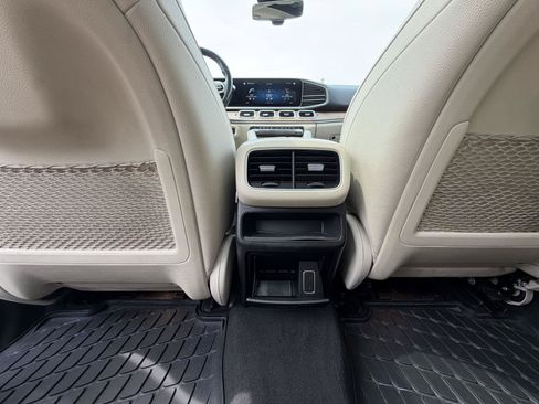 Used 2022 Mercedes-Benz GLE 350 4MATIC w/ Premium Package image 29