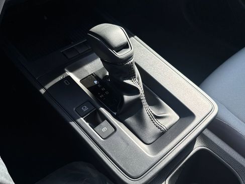 New 2026 Toyota Corolla Cross L image 28