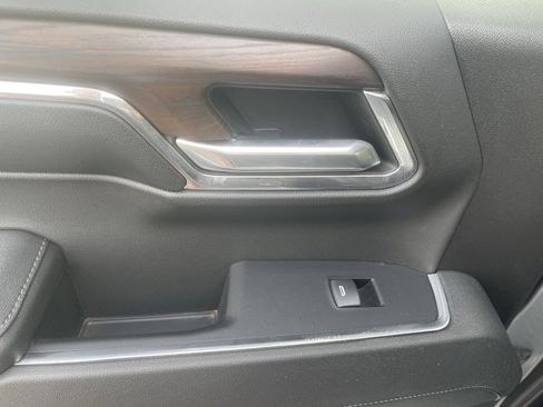 Used 2024 GMC Sierra 1500 SLT w/ SLT Premium Package image 18