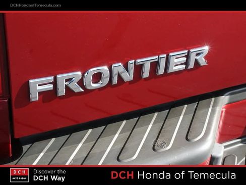 Used 2021 Nissan Frontier PRO-4X w/ Pro-4x Utility Package image 7