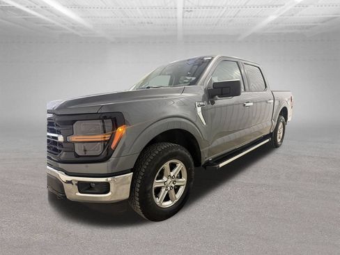 Used 2025 Ford F150 XLT w/ Equipment Group 301A Standard AWD/4WD image 7