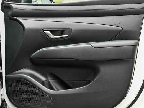 Used 2026 Hyundai Tucson SEL image 9