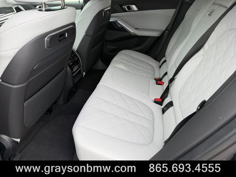 Used 2027 BMW X6 M60i AWD/4WD image 14