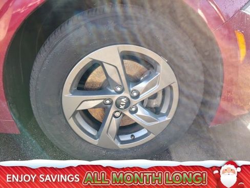 Used 2021 Kia K5 LX image 9