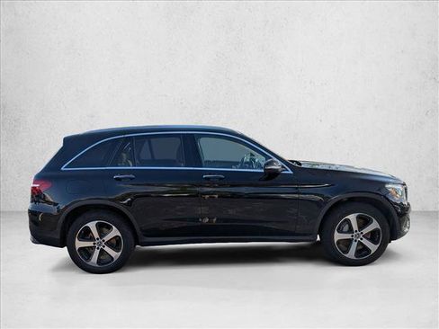 Used 2019 Mercedes-Benz GLC 350e 4MATIC image 4