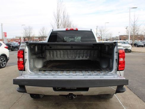 Used 2018 Chevrolet Silverado 1500 LT w/ All Star Edition image 10