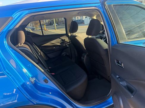 Used 2023 Nissan Kicks SV FWD image 27