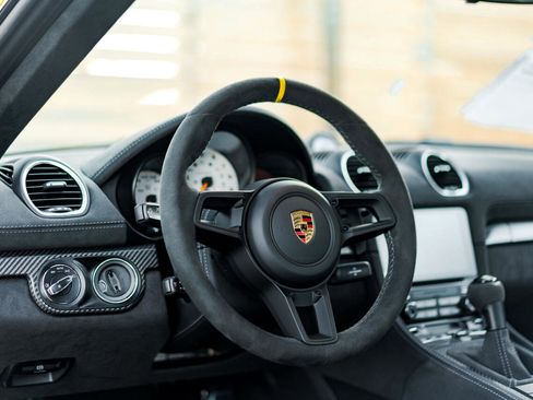 Used 2023 Porsche 718 Cayman GT4 RS image 62