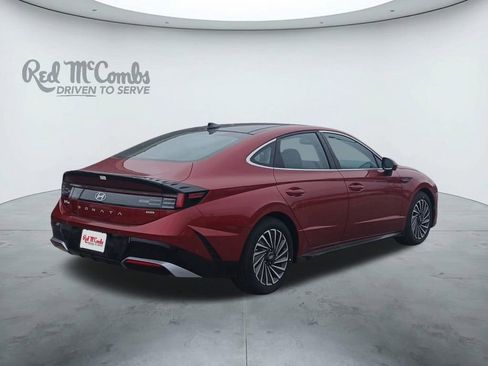 New 2025 Hyundai Sonata Limited FWD image 5
