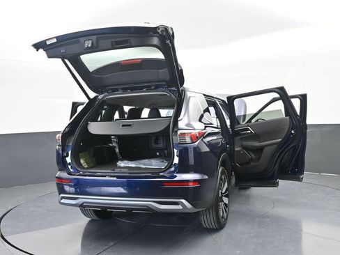 New 2026 Mitsubishi Outlander SE image 85