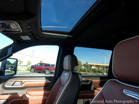 New 2026 GMC Sierra 2500 Denali Ultimate image 11