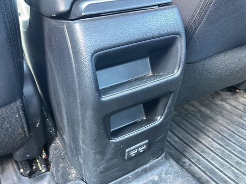 Used 2018 Nissan Sentra SV FWD image 12