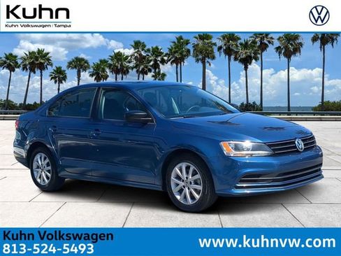 Used 2015 Volkswagen Jetta SE FWD image 1