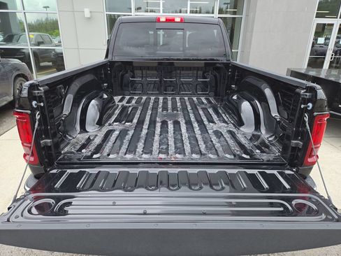 Used 2025 RAM 3500 Tradesman AWD/4WD image 28