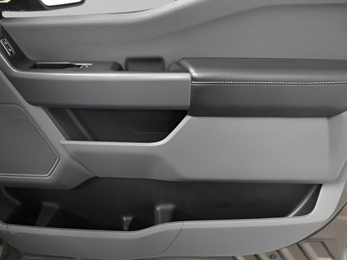 Used 2023 Ford F150 XLT image 33