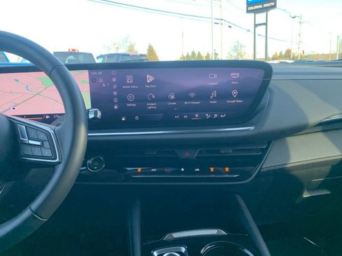 Certified 2025 Buick Envision Preferred image 26