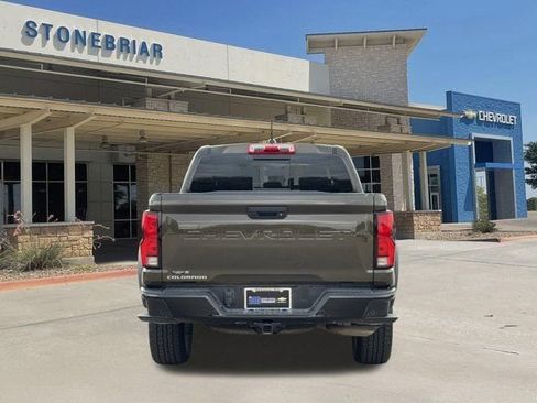 Used 2023 Chevrolet Colorado Z71 w/ Z71 Convenience Package 2 AWD/4WD image 6