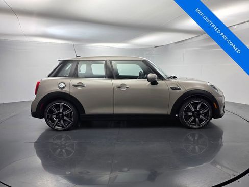 Used 2024 MINI Cooper S FWD image 3