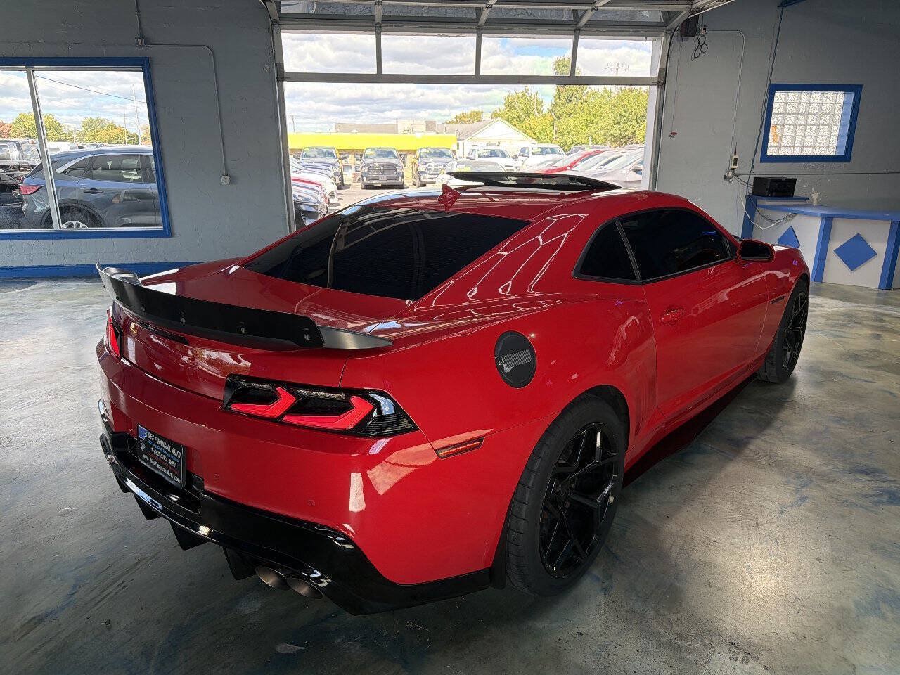 Used 2014 Chevrolet Camaro SS w/ RS Package RWD image 15