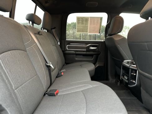 Used 2023 RAM 2500 Big Horn w/ Level B Equipment Group image 17