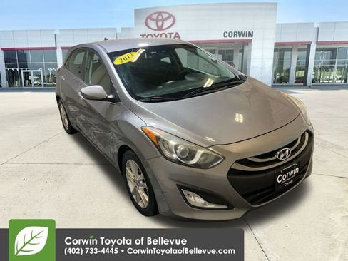 Used 2013 Hyundai Elantra GT image 1