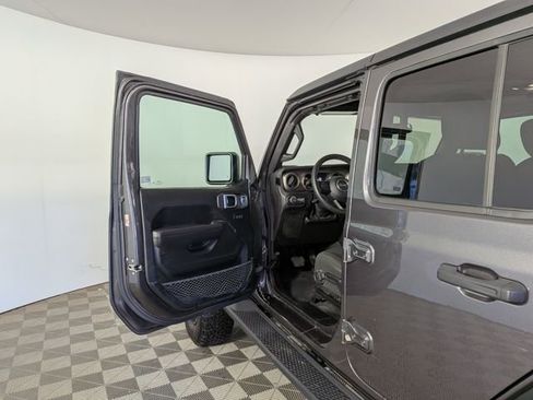 Used 2020 Jeep Wrangler Unlimited Sport S image 12