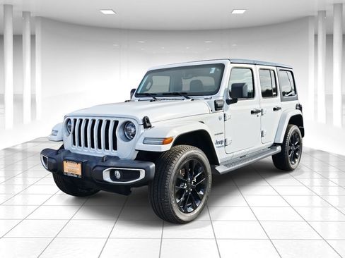 Used 2021 Jeep Wrangler Unlimited Sahara w/ Cold Weather Group image 7