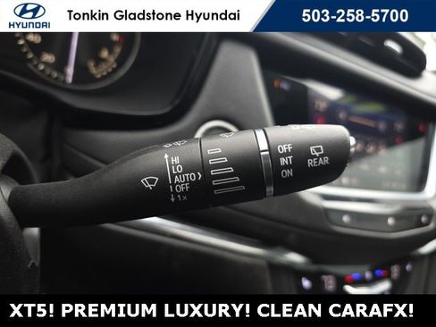 Used 2021 Cadillac XT5 Premium Luxury image 12