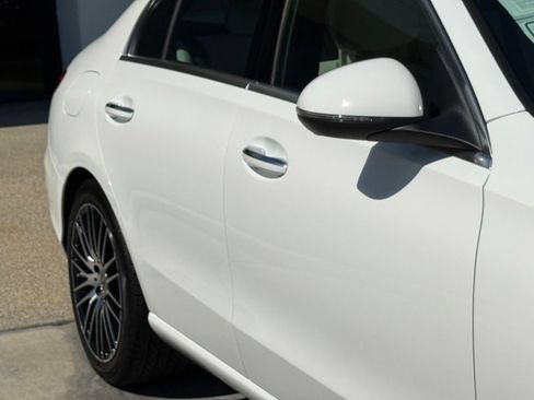 Used 2024 Mercedes-Benz C 300 4MATIC Sedan image 9