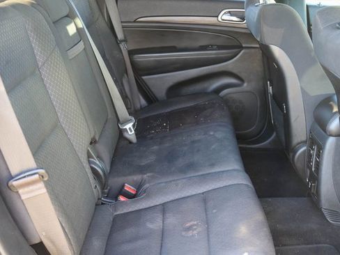 Used 2020 Jeep Grand Cherokee Laredo w/ Security & Convenience Group image 17