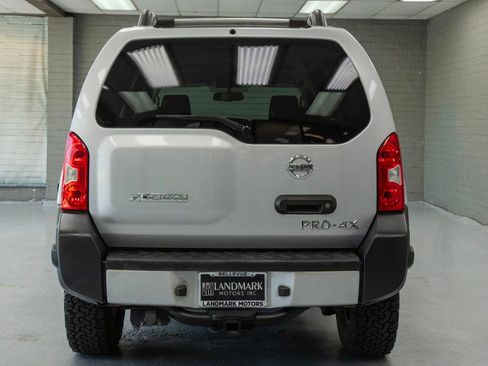 Used 2011 Nissan Xterra PRO-4X w/ Pro-4x Leather Pkg AWD/4WD image 24