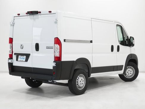 Used 2025 RAM ProMaster 1500 w/ Convenience Group image 8