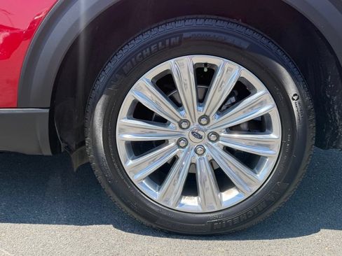 Used 2023 Ford Explorer Limited w/ Equipment Group 301A RWD image 13