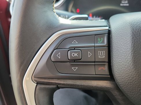 Used 2022 Jeep Grand Cherokee L Limited image 5