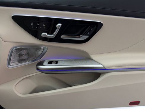 New 2026 Mercedes-Benz CLE 300 4MATIC Cabriolet image 21