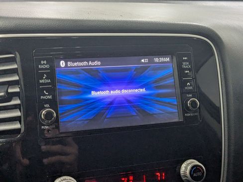 Used 2020 Mitsubishi Outlander ES AWD/4WD image 17