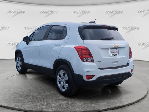 Used 2017 Chevrolet Trax LS FWD image 5